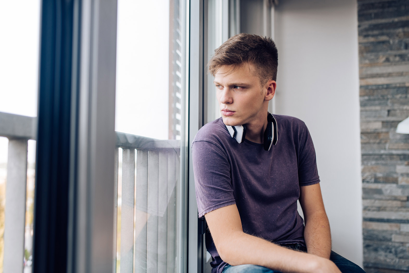 Maschi under 30: la debolezza del sesso forte tra crisi e rabbia Maschi under 30: la debolezza del sesso forte tra crisi e rabbia