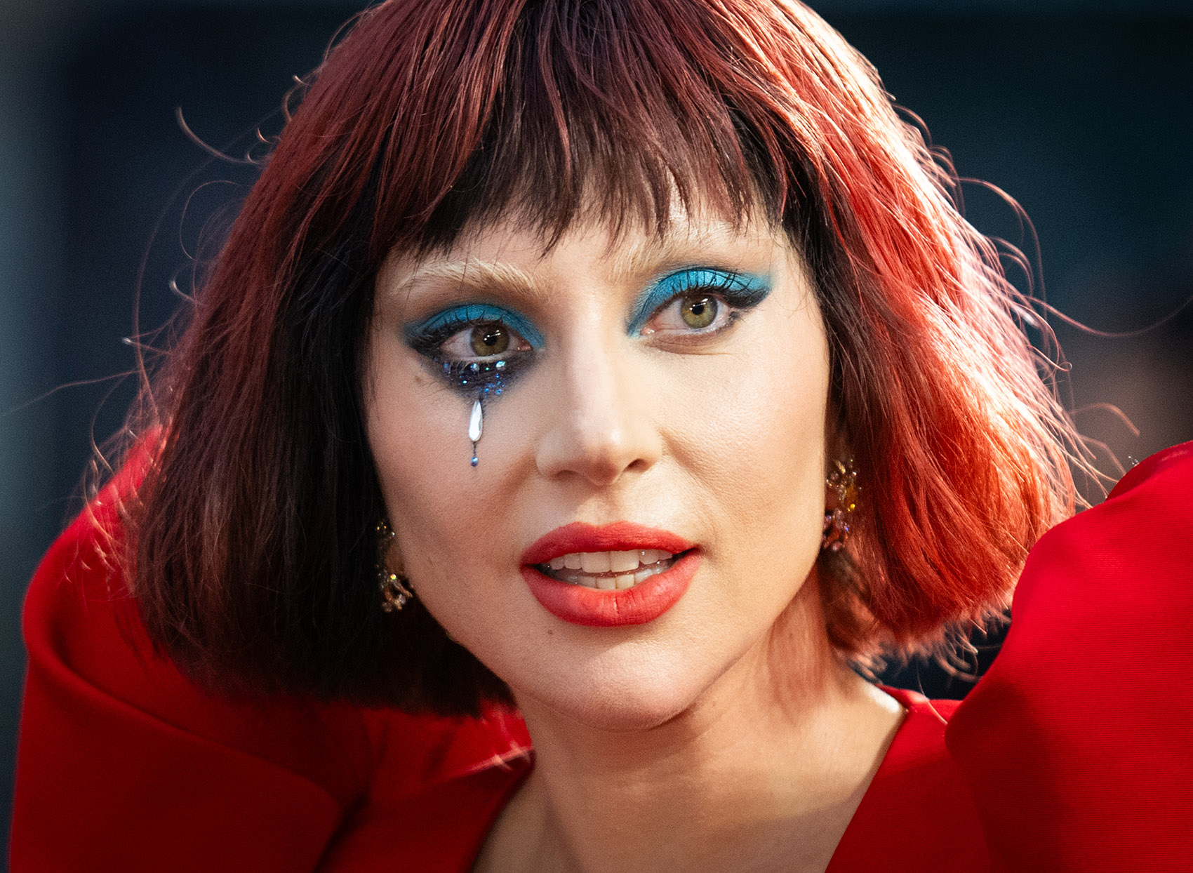 Lady Gaga compie 40 anni: bagni di ghiaccio e saune contro la fibromialgia Lady Gaga compie 40 anni: bagni di ghiaccio e saune contro la fibromialgia