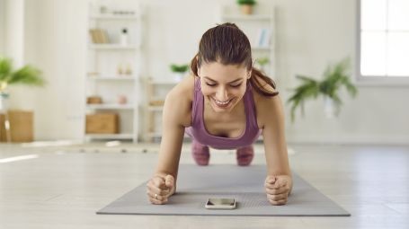 Sfide fitness su TikTok e IG: motivazione o ossessione? I consigli