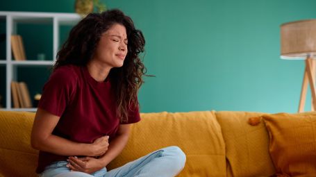 mal di stomaco, dolore addominale