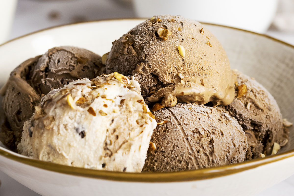 Gelati fatti in casa senza gelatiera: 3 ricette facilissime e fresche per l’estate