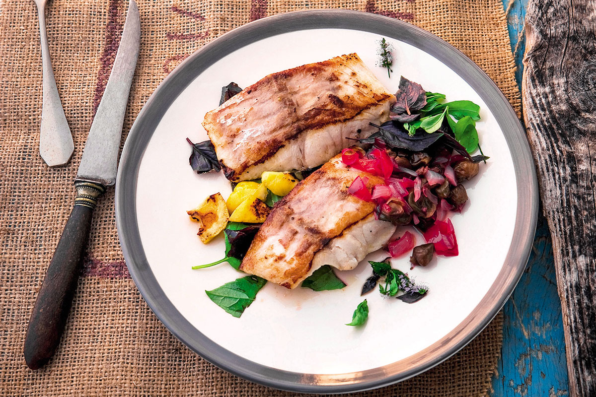 Pesce senza spine, con tanto gusto: 5 ricette sane e velocissime da portare in tavola stasera Pesce senza spine, con tanto gusto: 5 ricette sane e velocissime da portare in tavola stasera