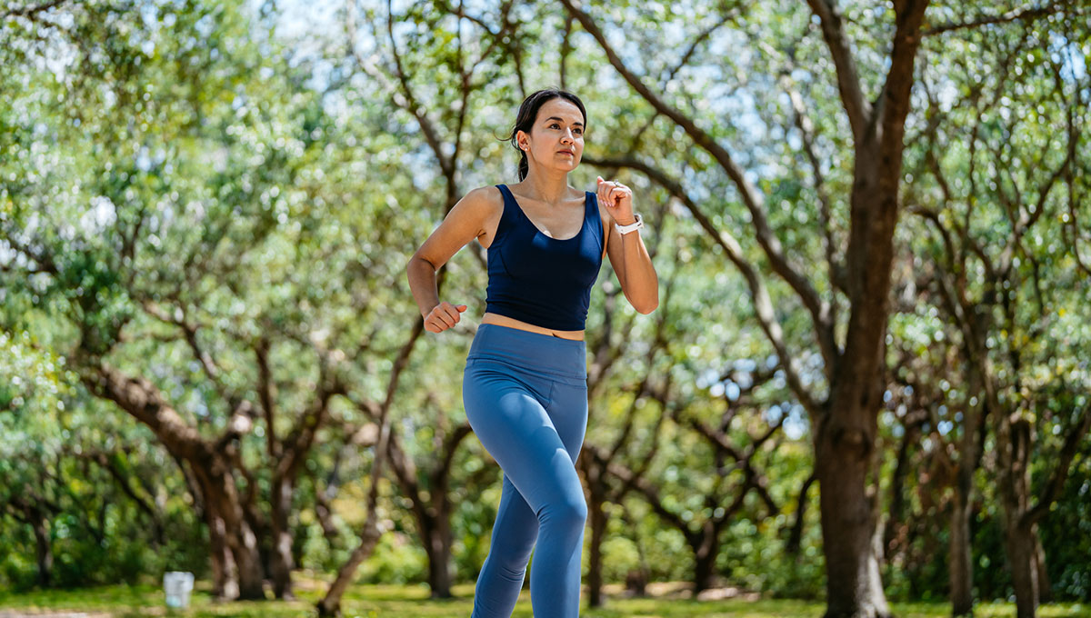 Camminata giapponese: ti bastano 30 minuti al giorno per rimetterti in forma. Ecco come funziona Camminata giapponese: ti bastano 30 minuti al giorno per rimetterti in forma. Ecco come funziona