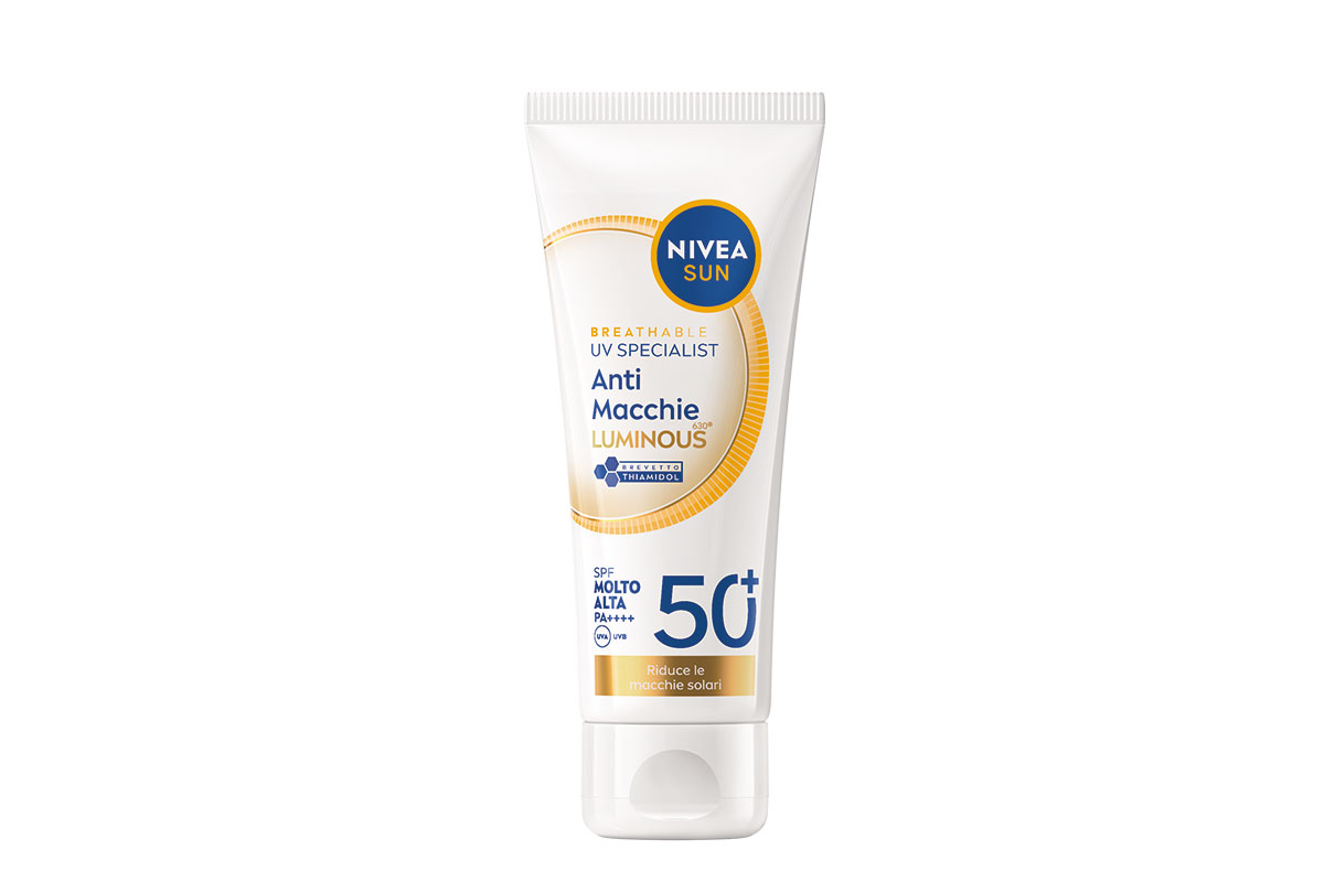 I solari che fanno tutto: la rivoluzione dell’SPF tra skincare e longevità. Ecco 12 prodotti da provare I solari che fanno tutto: la rivoluzione dell’SPF tra skincare e longevità. Ecco 12 prodotti da provare