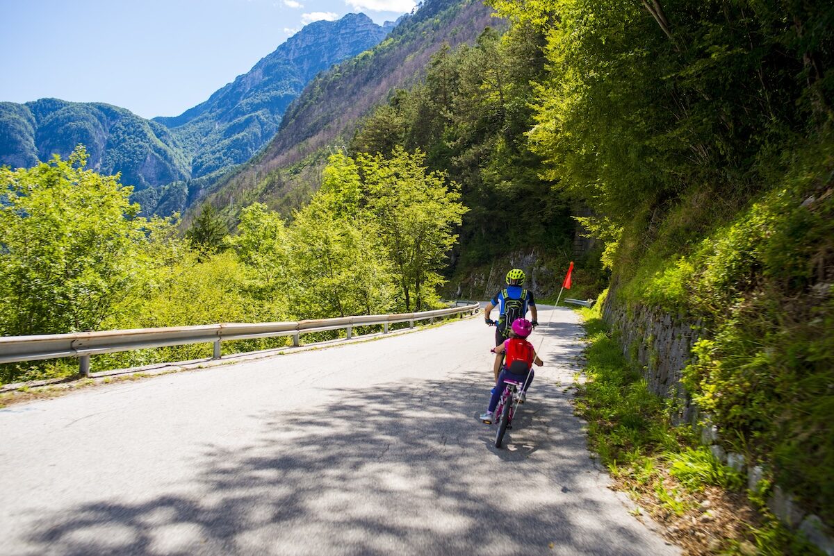 Vacanze in bici: tra libertà e voglia di benessere, conquistano sempre più donne Vacanze in bici: tra libertà e voglia di benessere, conquistano sempre più donne