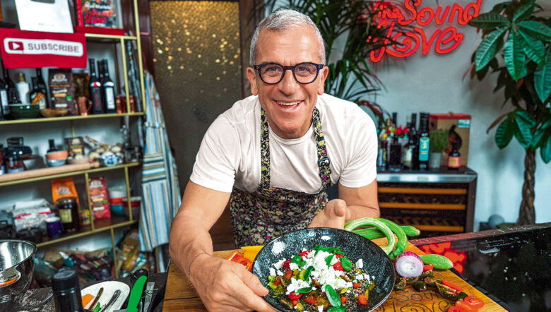 Max Mariola