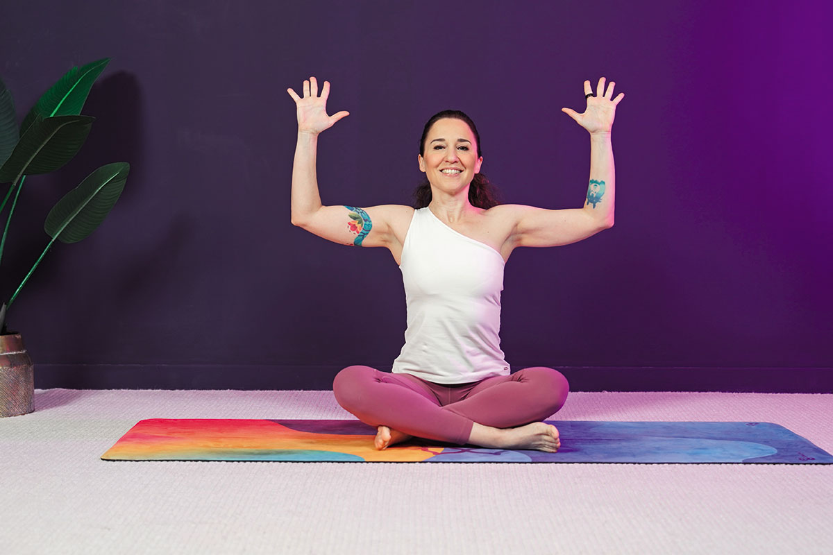 Yoga della felicità per le giornate nere: 4 esercizi e 1 respirazione per ritrovare benessere Yoga della felicità per le giornate nere: 4 esercizi e 1 respirazione per ritrovare benessere