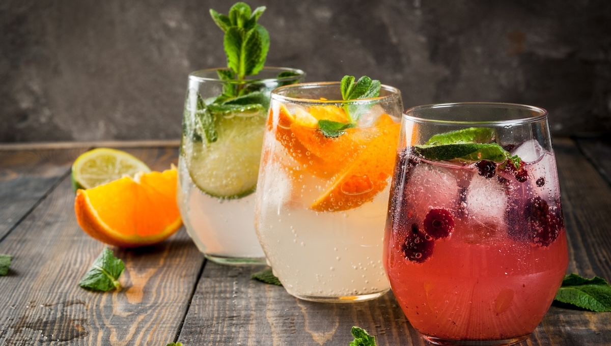 È l’ora dei mocktail: 5 ricette per brindare senza alcol È l’ora dei mocktail: 5 ricette per brindare senza alcol